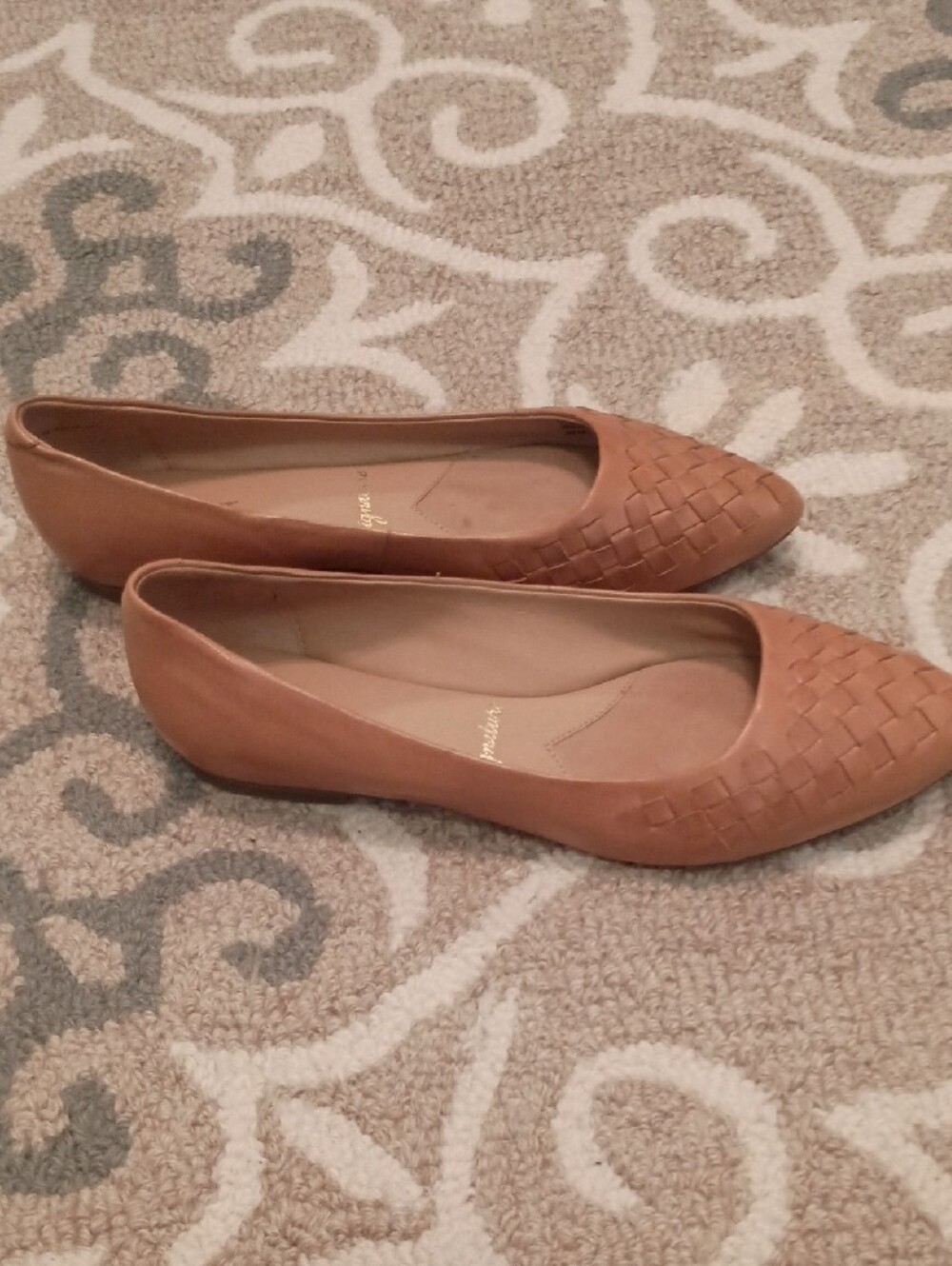 Trotters Estee Woven Leather Pointed-Toe Flats - Picture 2 of 7